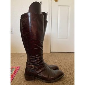 Women’s born leather boots